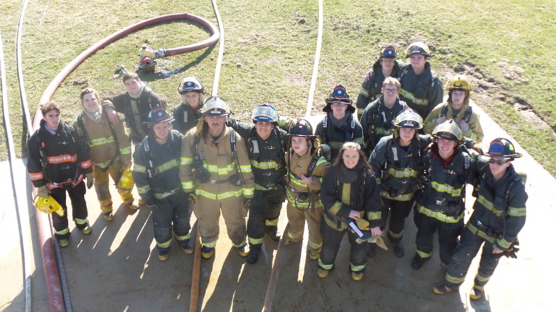Fire Rescue EMR student group picture