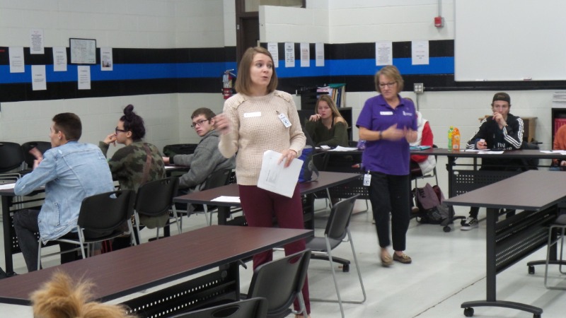 Jenny Schoenwetter speaking to Law Enforcement Students